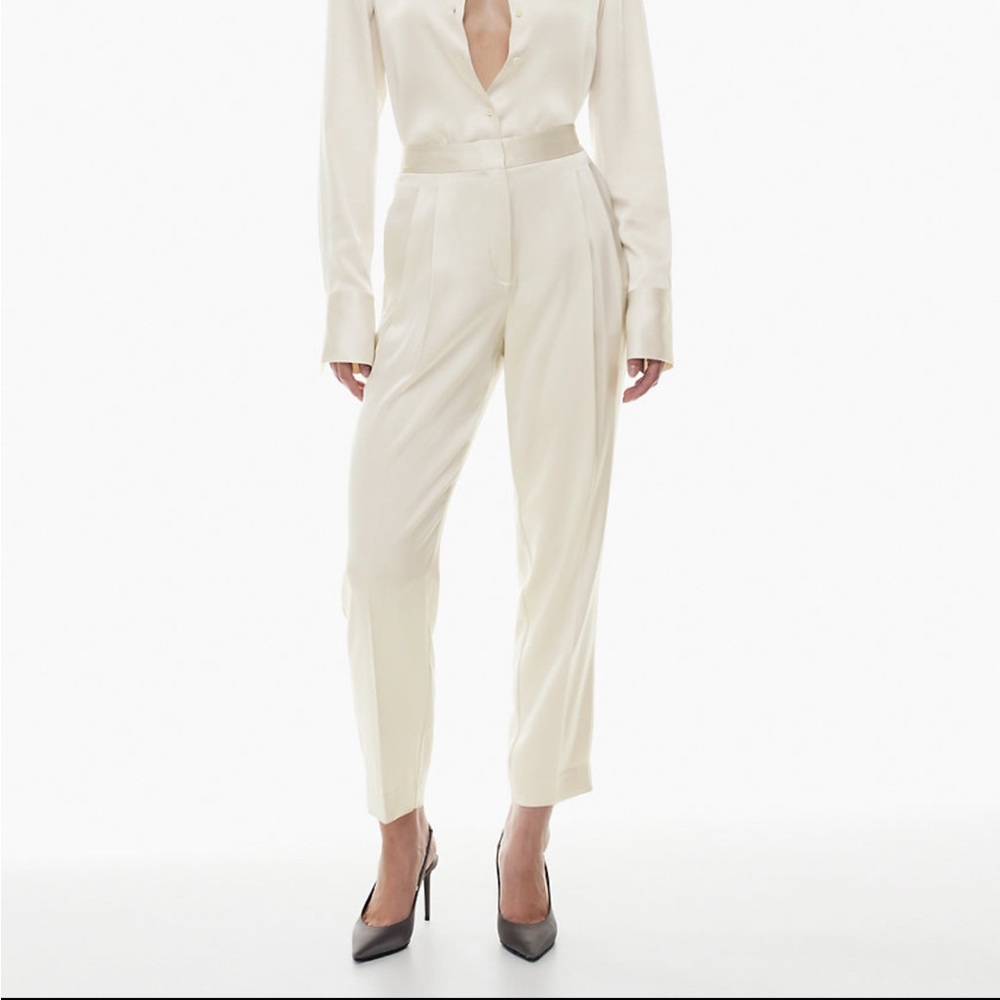 Aritzia Vogue Satin Pants - NWT